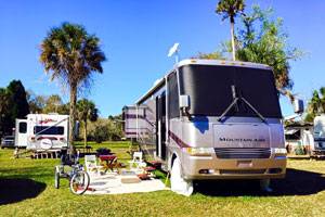 River Palm RV Resort is a great Tampa, FL area RV park.